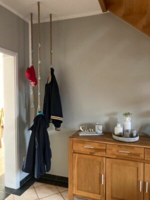 Seilgarderobe Juteseil mit Metallhaken